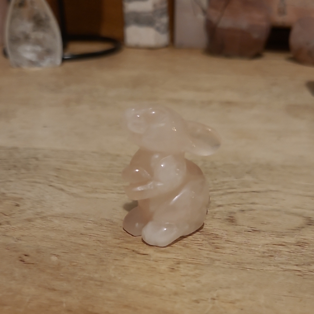 Crystal Bunny Figurine - Rose Quartz